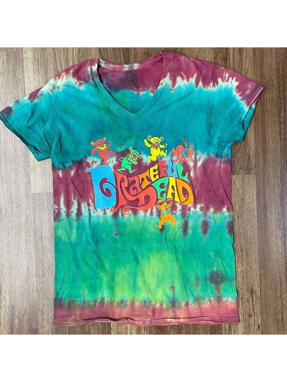 Grateful Dead Dancing Bears Tie-Dye V-neck Ladies T-shirt Relaxed Fit size S